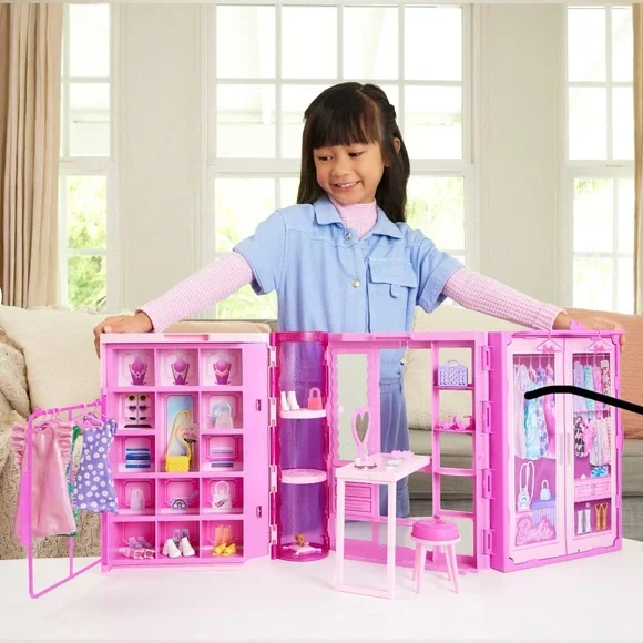 NIB Barbie Dream Closet Toy Play Set. Doll Included
